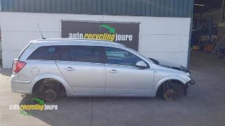 Opel Astra Astra H SW (L35), Combi, 2004 / 2014 1.6 16V Twinport picture 2
